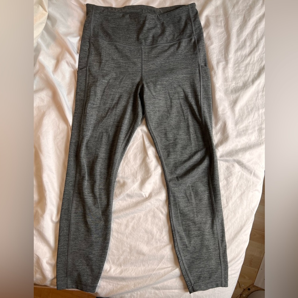 Athleta Ultimate Stash Pocket 7/8 Tight